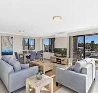 McGirr Penthouse Apartment - South Australia Travel