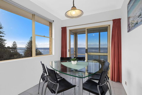 Stunning Toowoon Bay On Charlton - South Australia Travel 4