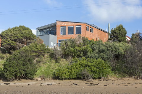 Novo Luxury Apartment - South Australia Travel 0