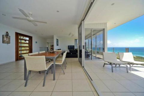 Oceanside 3 Bedrooms - South Australia Travel 0