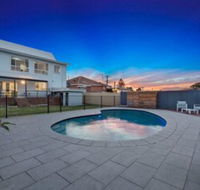 Waterview Beach house - South Australia Travel