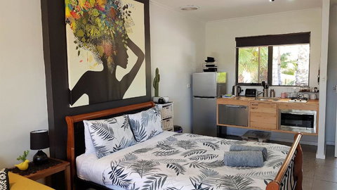 The Courtyard - South Australia Travel 2