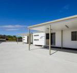 Rocks Retreat Cabin Dolphin - South Australia Travel