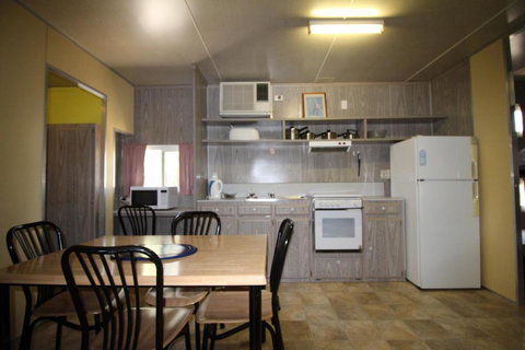 Lazy Days Caravan Park - South Australia Travel 4