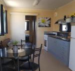 Rocks Retreat Cabin 3 Lobster - South Australia Travel