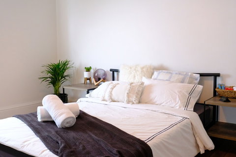 White House - South Australia Travel 3