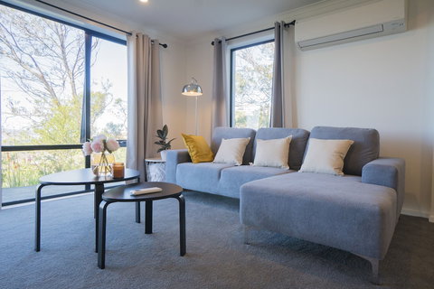 Amazing Sea Views Luxury Guest House - South Australia Travel 6
