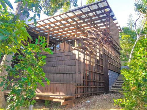 Moonshine Beach Shack - South Australia Travel 1
