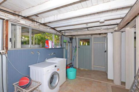 Ocean Breeze Hervey Bay - South Australia Travel 2