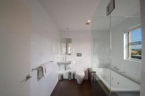 Dream Catcher Beach House Shellharbour - South Australia Travel 2