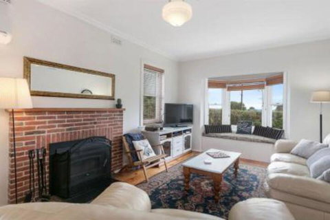 Grace Cottage - South Australia Travel 7