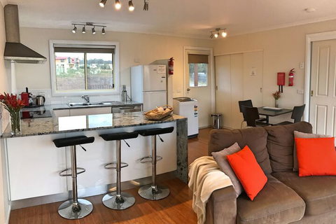 Angasi Apartment On Highcrest - South Australia Travel 5