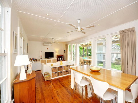 Beach Shack - South Australia Travel 5