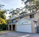Four Bedroom Quality Townhouse - South Australia Travel