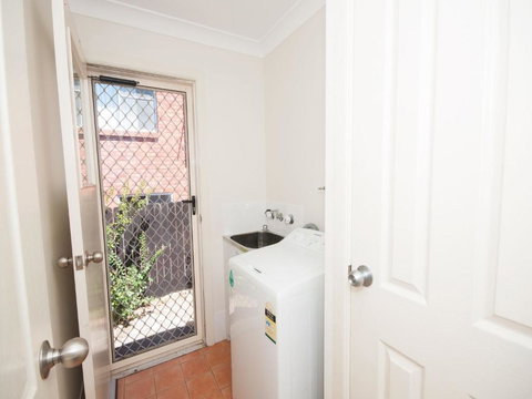 Coastal Cottage - South Australia Travel 6