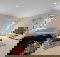 Gorgeous 4BR Home in Point Cook - South Australia Travel