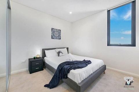 SouthWest LIVERPOOL Amazing View 2Bed APT NLP100A - South Australia Travel 3