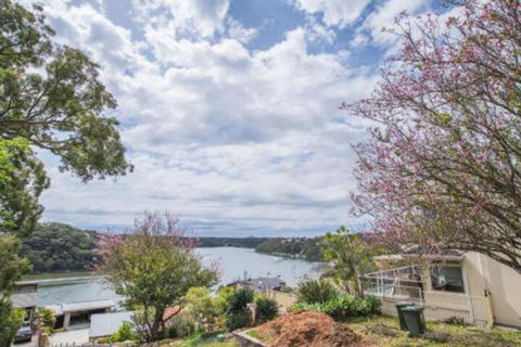 Scenic Illawong Riverside Getaway 1bed1bath Unit - South Australia Travel 0