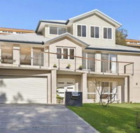 Luxurious Lake Front Long Jetty - South Australia Travel