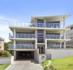 Surf 101 on Cabarita Beach - South Australia Travel