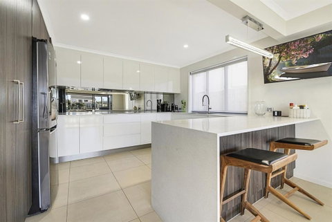 CANAL HOME NEAR MOOLOOLABA Kooringal - South Australia Travel 1