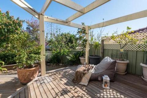 ULTRA SPACIOUS STYLISH HOME In PRESTONS SYDNEY - South Australia Travel 5