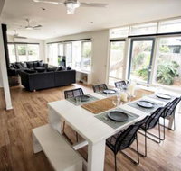 LONSDALE on GLANEUSE - South Australia Travel