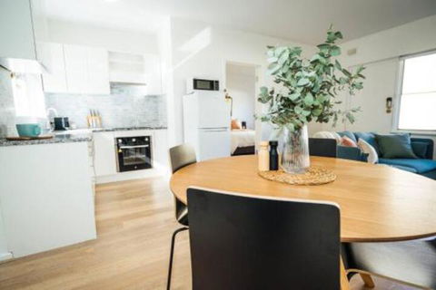 Sahara On Anzac Close To Airport City & Beach! - South Australia Travel 3