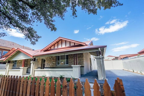 Whitehaven On Moseley Wifi Nespresso - South Australia Travel 1