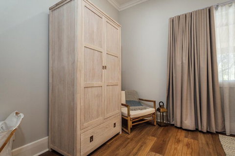 Whitehaven On Moseley Wifi Nespresso - South Australia Travel 7