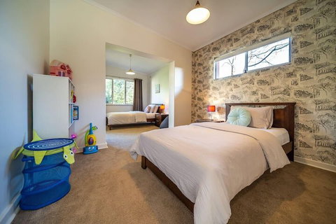 Evergreen On Franklin Family Friendly Wifi Unique - South Australia Travel 7