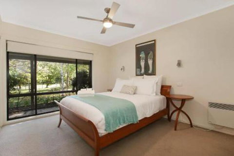 Alpine Streamside - South Australia Travel 0