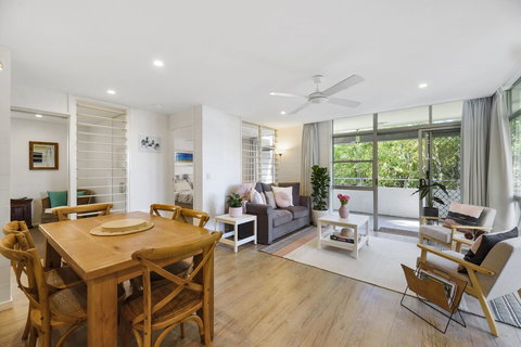 Noosa Heads Beach Getaway Unit 3 Yaringa 29 Noosa Drive - South Australia Travel 3