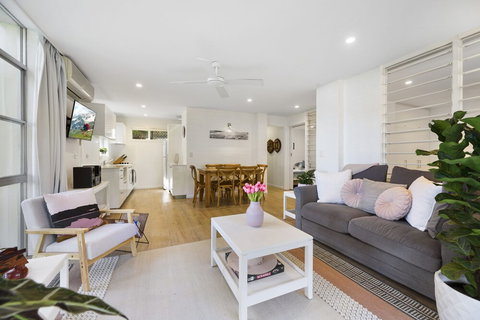 Noosa Heads Beach Getaway Unit 3 Yaringa 29 Noosa Drive - South Australia Travel 5