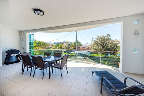 Stylish Beach Side Apartment Unit 5 33 Lorikeet Drive - South Australia Travel 6