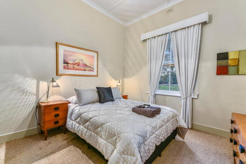 The Jazz B & B - South Australia Travel 5