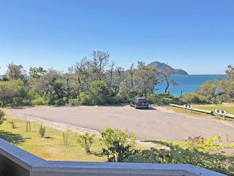 3 Albacore 12 Ondine Close Waterfront Pool Lift & Views - South Australia Travel 4