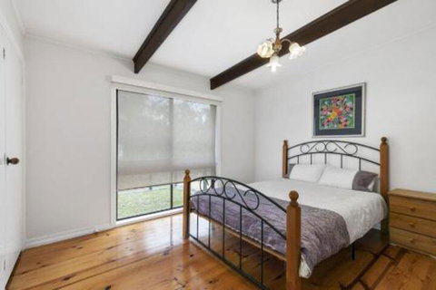 THE BEACH HIVE PET FRIENDLY (OUTSIDE ONLY) INLET SIDE - South Australia Travel 2