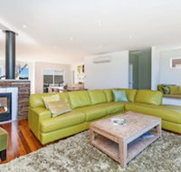 Moyan Standing tall at the edge of the Indian Ocean - South Australia Travel