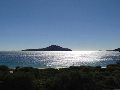 11 Luskin Lodge 29 Weatherly Close Stunning Water Views - South Australia Travel 6