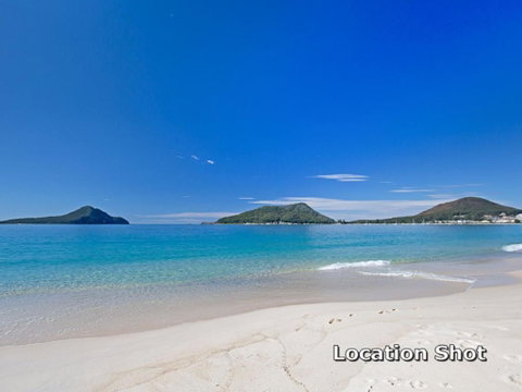 11 Luskin Lodge 29 Weatherly Close Stunning Water Views - South Australia Travel 1