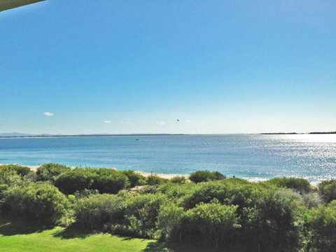 11 Luskin Lodge 29 Weatherly Close Stunning Water Views - South Australia Travel 5