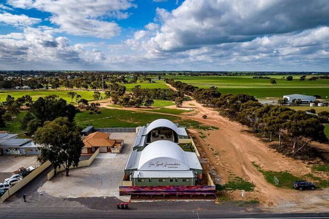 Lake Tyrrell Accommodation LTA - South Australia Travel 1