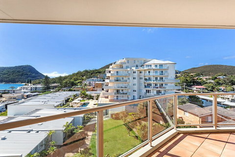 Barrington Unit 814 / 43 45 Shoal Bay Road - South Australia Travel 1