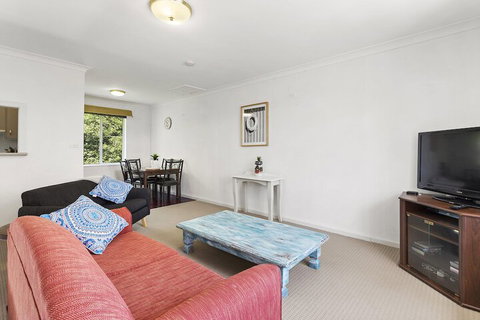 Lillian Street, Unit 1-2 - South Australia Travel 4