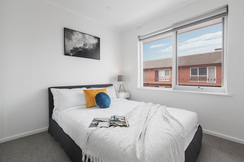 Heart Of Ormond Apartment By Ready Set Host - South Australia Travel 1