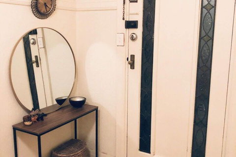 Art Deco Apt In Sunny Elwood Minutes To St. Kilda - South Australia Travel 0