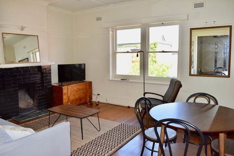 Art Deco Apt In Sunny Elwood Minutes To St. Kilda - South Australia Travel 3