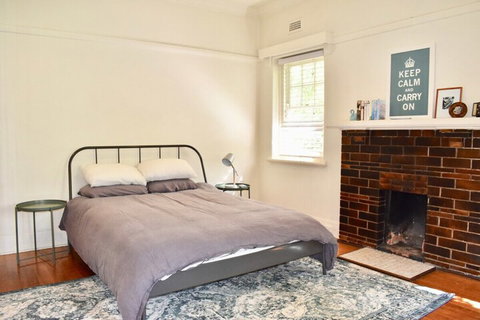 Art Deco Apt In Sunny Elwood Minutes To St. Kilda - South Australia Travel 1
