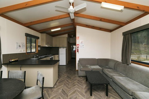 Reflections Holidays Parks Burrinjuck - South Australia Travel 3